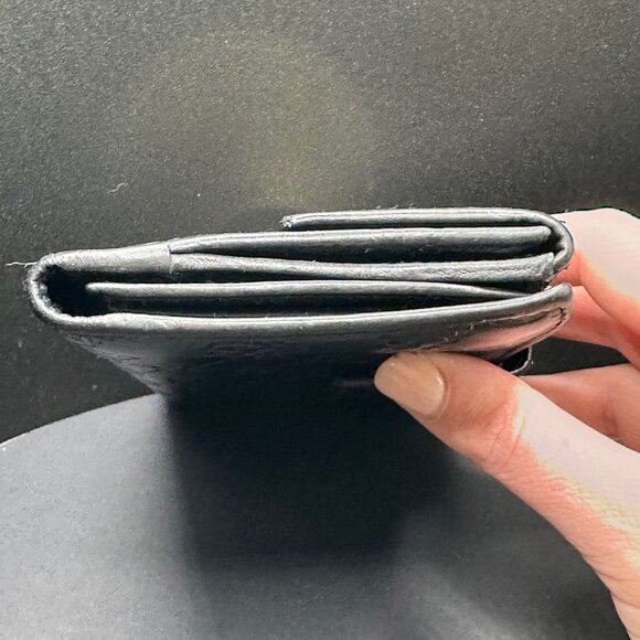 Gucci Black Leather Wallet - Picture 10 of 11